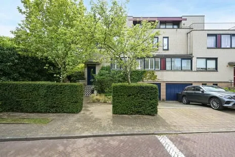 Twee-onder-één-kap te koop: Brugsestraat 73, Belgisch Park 'S-Gravenhage