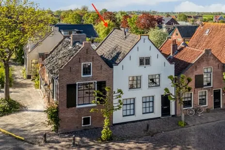 Tussenwoning te koop: Brugstraat 1, Baambrugge Dorp Baambrugge