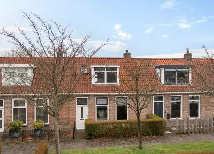 Tussenwoning te koop: Brugstraat 10, Joure, Blaauwhof Joure