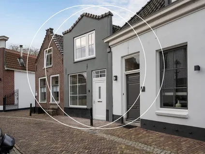 Tussenwoning te koop: Brugstraat 8, Zwammerdam
