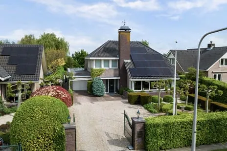 Vrijstaande woning te koop: Brugweg 102B, Zeeheldenbuurt Waddinxveen