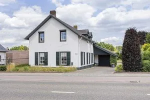 Vrijstaande woning te koop: Brugweg 13, Echt
