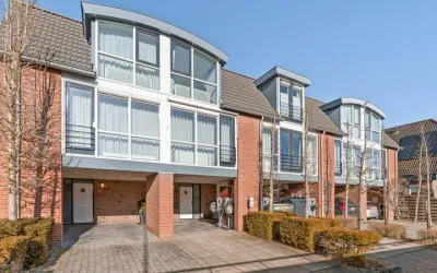 Tussenwoning te koop: Brugweg 14, Zeeheldenbuurt Waddinxveen