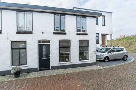 Hoekwoning te koop: Brugweg 3, Zeeheldenbuurt Waddinxveen