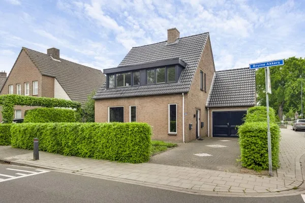 Vrijstaande woning te koop: Bruine Akkers 155, Maarheeze Maarheeze