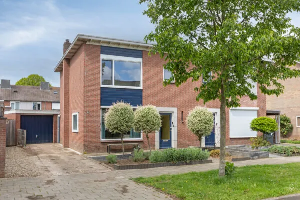 Twee-onder-één-kap te koop: Bruntstraat 1, Terborg Terborg