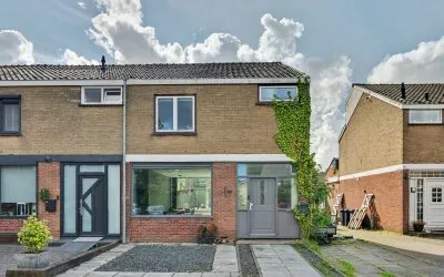 Hoekwoning te koop: Bryhoekstraat 20, Nieuwenhoorn Hellevoetsluis