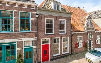 Tussenwoning te koop: Buiten Nieuwstraat 60, Kampen