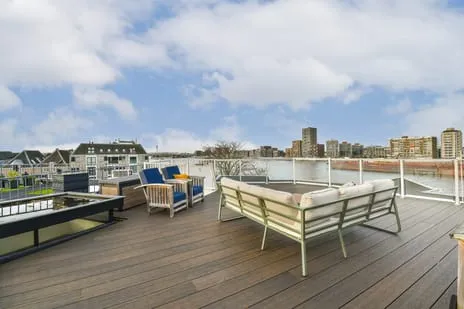 Tussenwoning te koop: Buiten Walevest 124, Nieuwe Haven en omgeving Dordrecht