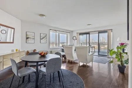 Appartement te koop: Buitenbassinweg 665, Rotterdam