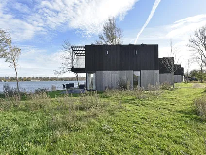 Woning te koop: Buitengronden 7-011, Zwartewaal