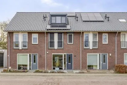 Tussenwoning te koop: Buitenhof 7, Varik Varik