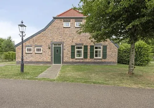 Vrijstaande woning te koop: Buitenhof de Leistert 148, Roggel