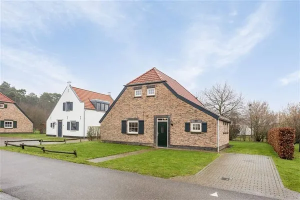Woning te koop: Buitenhof de Leistert 228, Verspreide huizen Roggel Roggel
