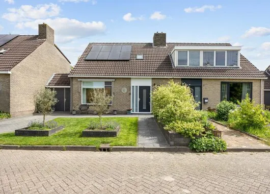 Tussenwoning te koop: Buitensingel 46, Oldehove Oldehove
