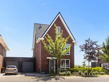 Corner house for sale: Buitenstuk 13, Tuinenbuurt Gouda