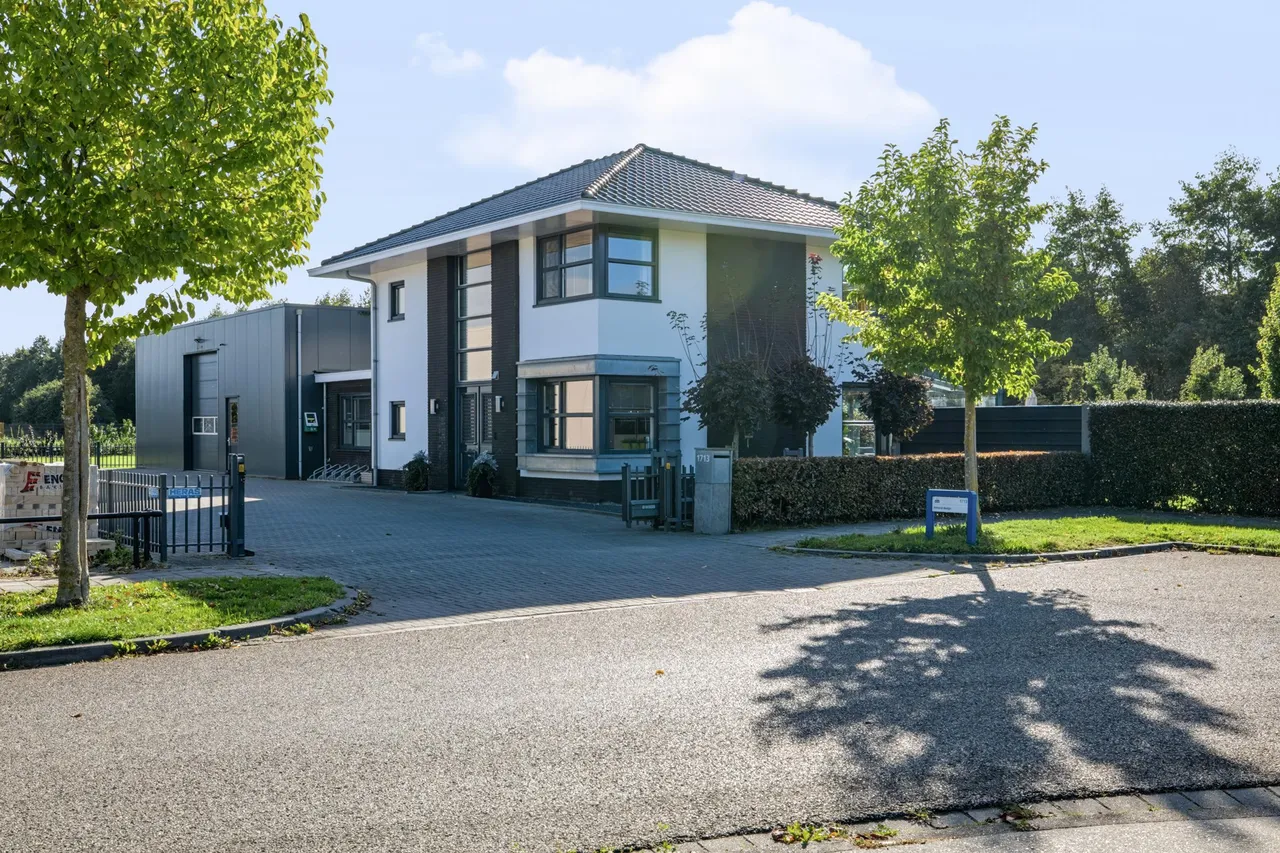 Vrijstaande woning te koop: Buitenvaart 1713, Hoogeveen