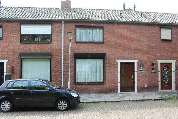 Tussenwoning te koop: Buitenweg 25, Sas Van Gent