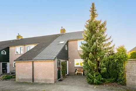 Hoekwoning te koop: Buizerd 61, Blaricum