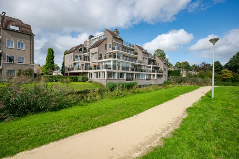 Appartement te koop: Buizerderf 25, Voorschoten