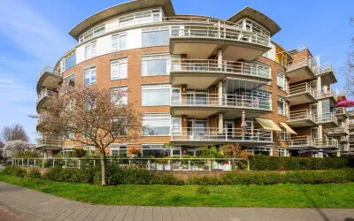 Appartement te koop: Buizerdlaan 213, Park Veursehout Leidschendam