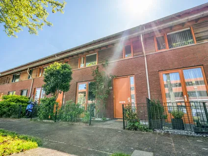 Tussenwoning te koop: Buizerdlaan 25, Morgenweide 'S-Gravenhage
