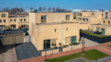 Twee-onder-één-kap te koop: Buizerdlaan 3, Woonhavenpad Lelystad
