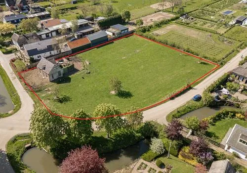 Vrijstaande woning te koop: Bulkheuvelseweg 2, Ophemert Ophemert