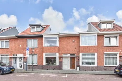 Tussenwoning te koop: Bunschotensestraat 95, 'S-Gravenhage
