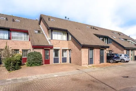 Tussenwoning te koop: Bunschotenstraat 63, Gesworen Hoek Zuid Tilburg