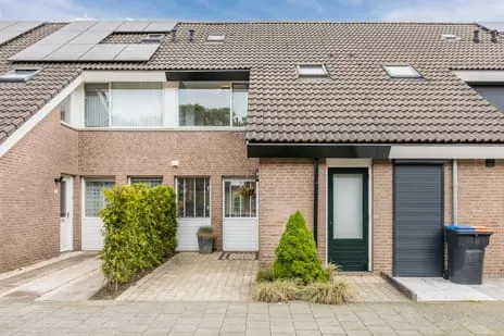 Tussenwoning te koop: Bunschotenstraat 75, Gesworen Hoek Zuid Tilburg