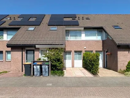 Tussenwoning te koop: Bunschotenstraat 77, Gesworen Hoek Zuid Tilburg