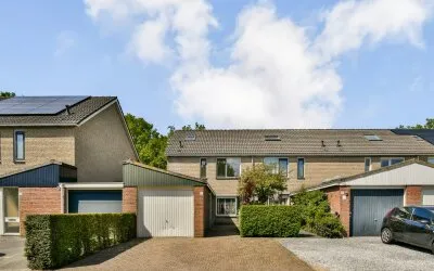 Tussenwoning te koop: Bunt 12, Huizermaat West Huizen