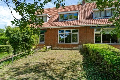 Tussenwoning te koop: Buorren 27, Goutum Goutum