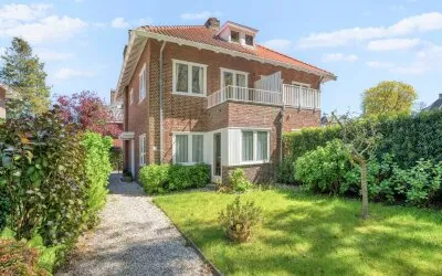 Twee-onder-één-kap te koop: Burchtlaan 2, De Paauw Wassenaar