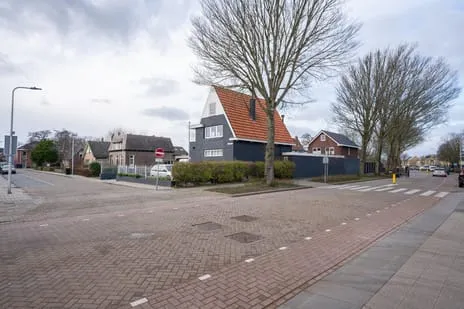 Detached house for sale: Burdetstraat 17, Den Burg Den Burg