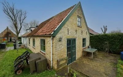 Hoekwoning te koop: Burenlaan 12, Hollum Hollum