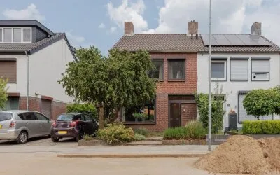 Tussenwoning te koop: Burg Cremersstraat 44, Reuvelt Grubbenvorst