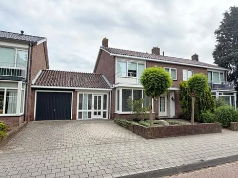 Terraced house for sale: Burg Feithsingel 11, Binnenvree Buitenvree Pikveld Coevorden
