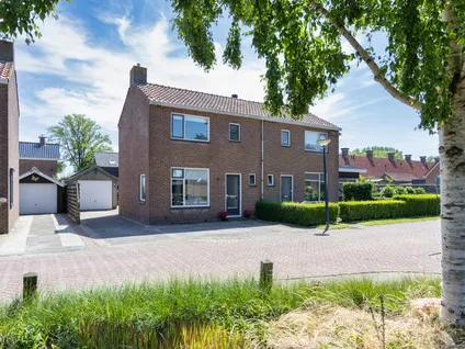 Semi-detached for sale: Burg G H Mulierstraat 4, Sloten Sloten