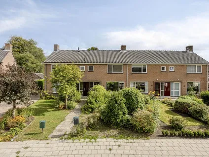 Tussenwoning te koop: Burg. Mijnlieffstraat 65, Kleine Sluis Anna Paulowna