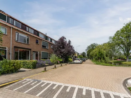 Tussenwoning te koop: Burg van Gentsingel 11, Schipluiden Schipluiden