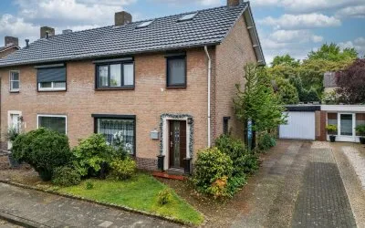 Twee-onder-één-kap te koop: Burg van Kempenstraat 17, Reuvelt Grubbenvorst