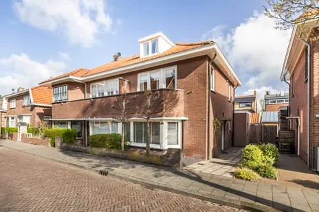 Hoekwoning te koop: Burg. Gaarlandtstraat 25, Haarwijk Oost Gorinchem
