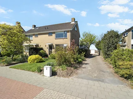 Twee-onder-één-kap te koop: Burg. Lovinkstraat 67C, Breezand (woonkern) Breezand