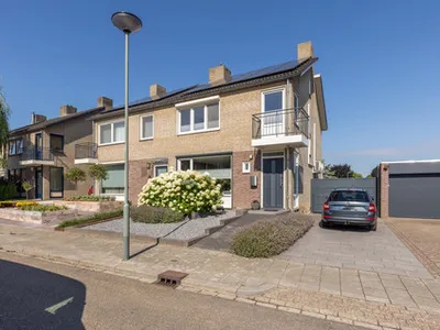 Koopwoning: Burg. Luytenstraat 22 in Munstergeleen - €399.000 - 120m²