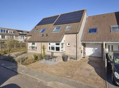 Tussenwoning te koop: Burg. Romijnstraat 3, West-Graftdijk