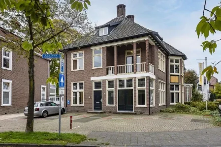 Woning te koop: Burg. Tutein Noltheniuslaan 2, Apeldoorn