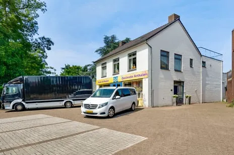 Woning te koop: Burg. Van Houtstraat 47, Budel Budel