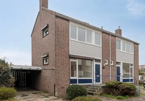 Twee-onder-één-kap te koop: Burg. Willemsstraat 33, Nieuw Lotbroek-Noord Hoensbroek